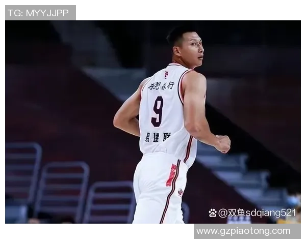 重庆足球队技术水平创新高引发关注助力球队崛起与发展