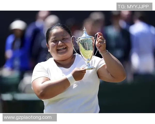 南京网球队以100分领跑大满贯积分榜展现强劲实力与竞争优势